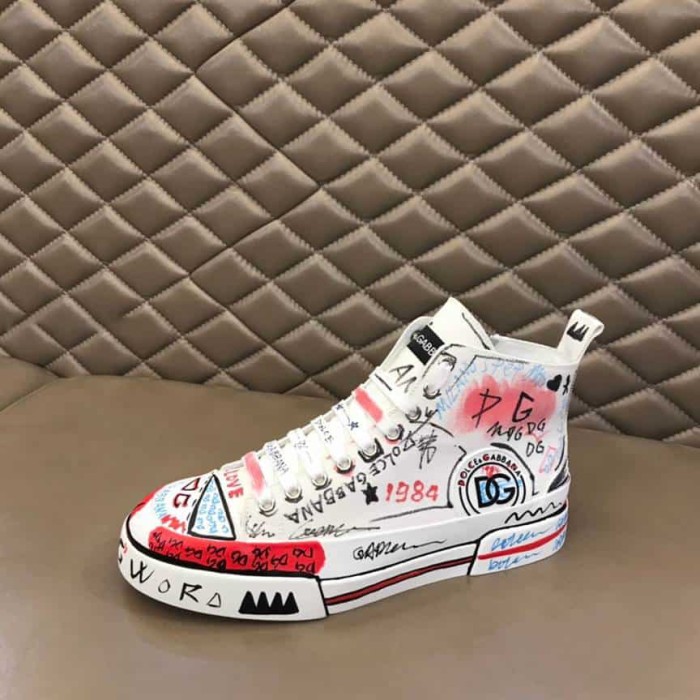 DOLCE AND  G@BB@N@ HAND-PAINTED GRAFFITI CANVAS PORTOFINO LIGHT MID-TOP SNEAKERS    DG111