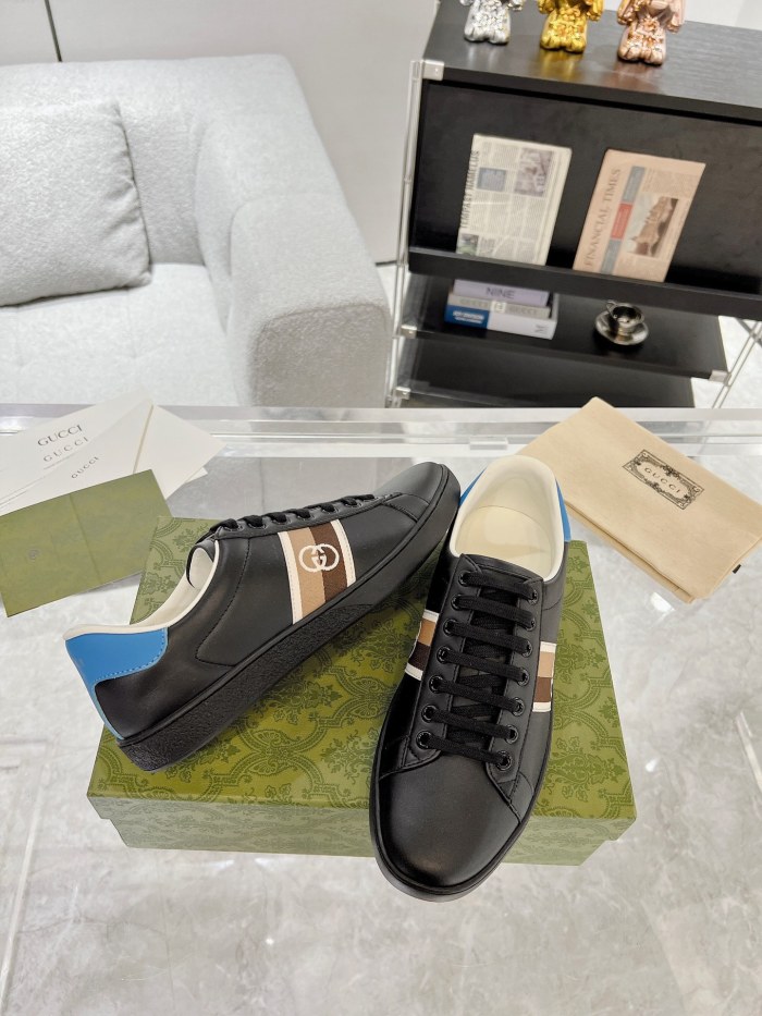 1:1 quality version 28412101 Leather logo patchwork shoes 3 colors