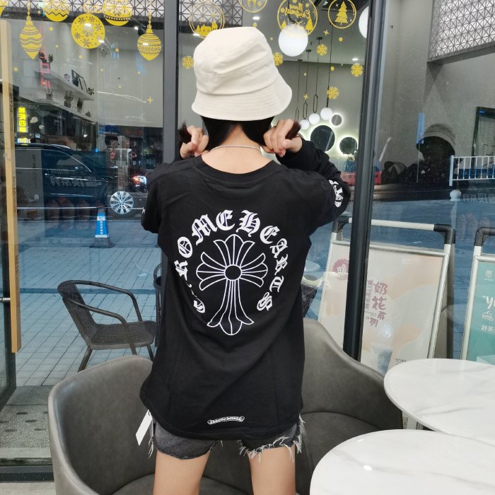 Cross logo printed all over the left sleeve Long sleeve T-shirt 2 colors
