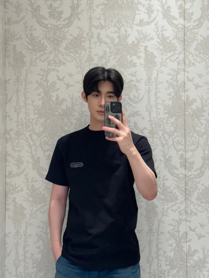 1:1 quality version Logo Embroidered Crew Neck T-shirt 3 colors 28960932