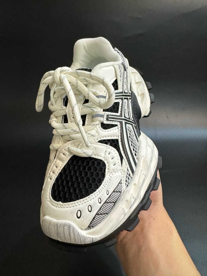 Thick Sole Outdoor Dad Shoes for Kids 4 colors 29006179