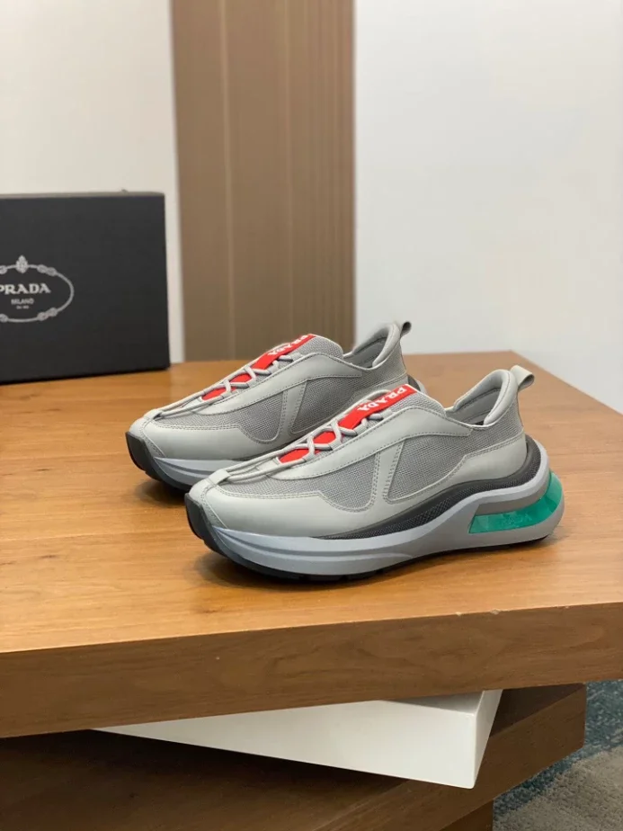 PR@DA@ SNEAKERS   PRD057