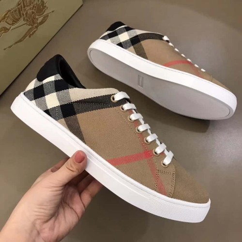 BURB5RRY ALBERT HOUSE CHECK   LEATHER LOW-TOP SNEAKER   BBR3