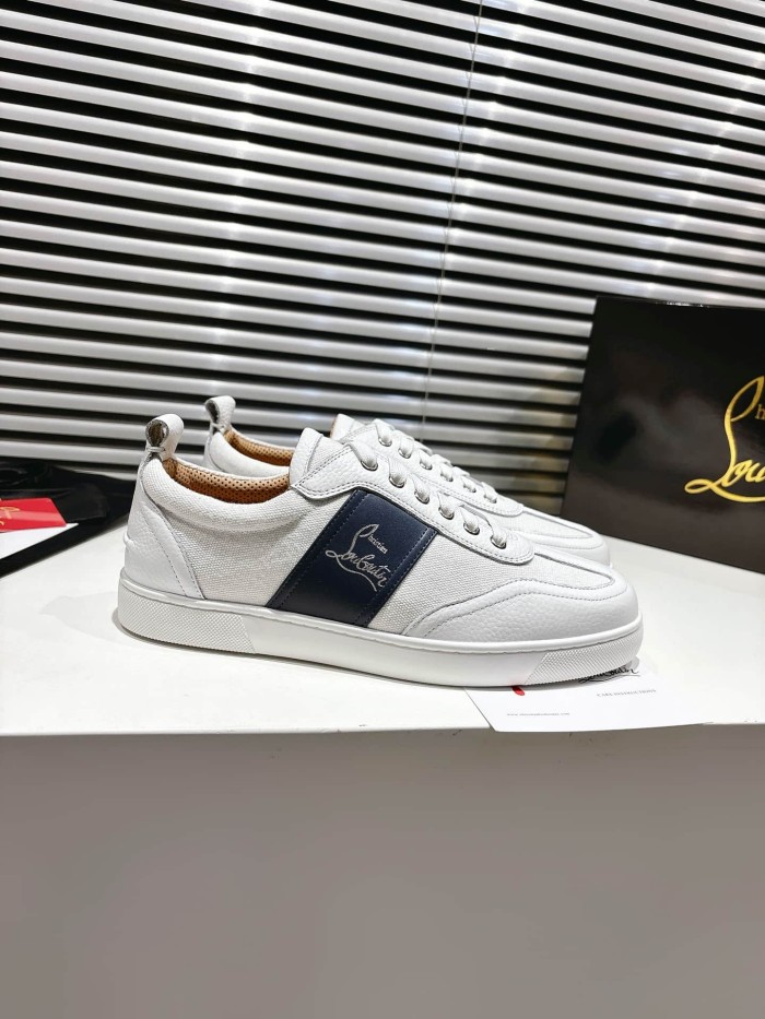 1:1 quality version Side-Strap Logo Red-Soled Low-Top Sneakers 3 colors 28997705