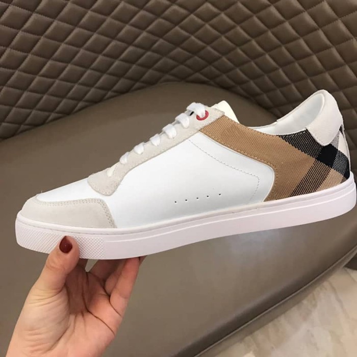 BURB5RRY LEATHER AND HOUSE CHECK SNEAKERS   BBR27