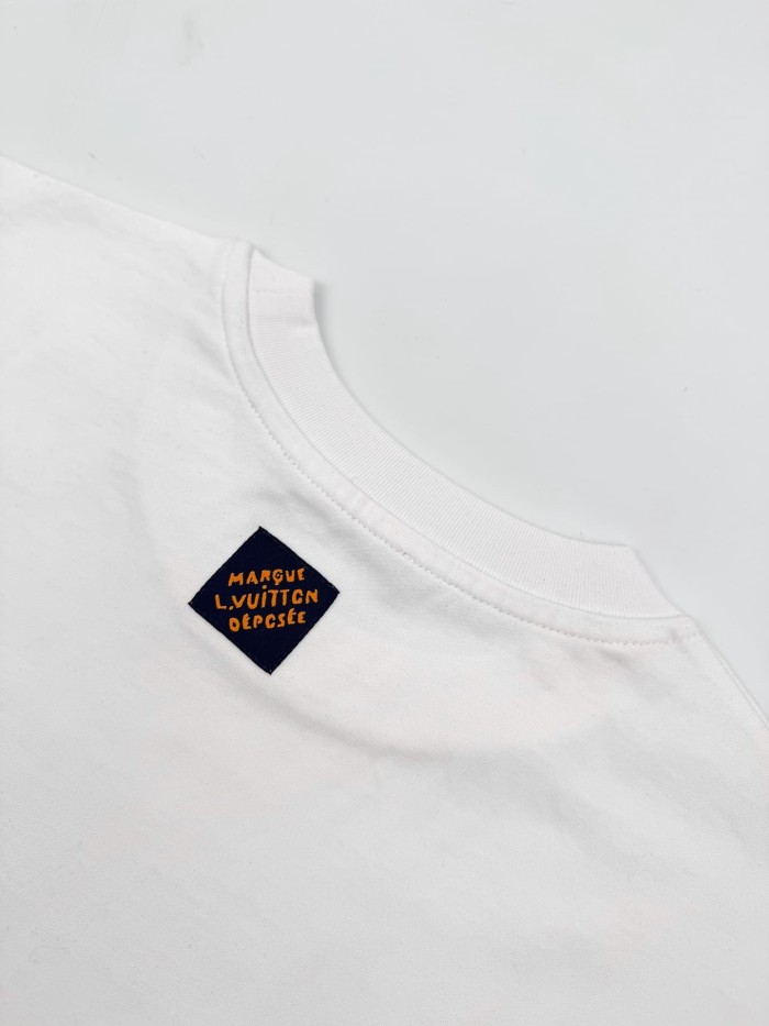 1:1 quality version Handwritten-Style Embroidered Logo tee 2 colors 28750262