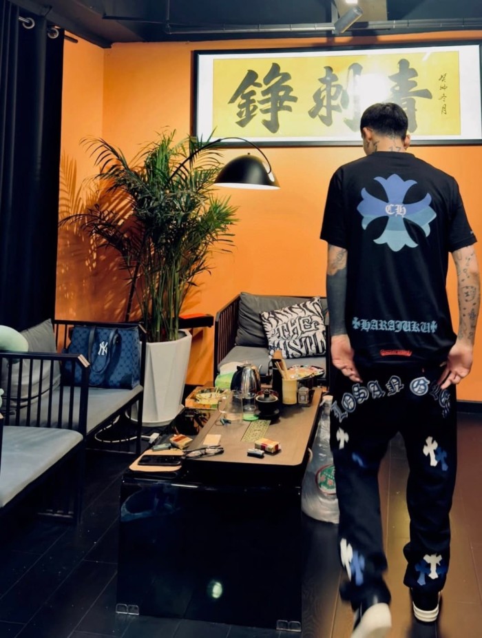 1:1 quality version Gradient Blue Cross Print Tee 2 colors 28969328