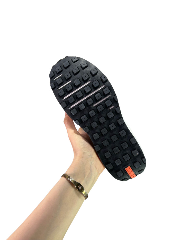 28117953  N LD Breathable Waffle Shoes
