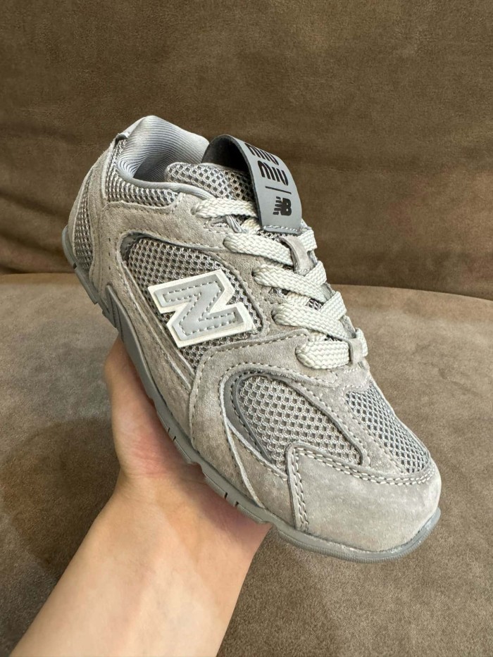 530 Miu Miu Co-branded Pigskin Mesh Lace-up Shoes for Kids 3 colors 29010997