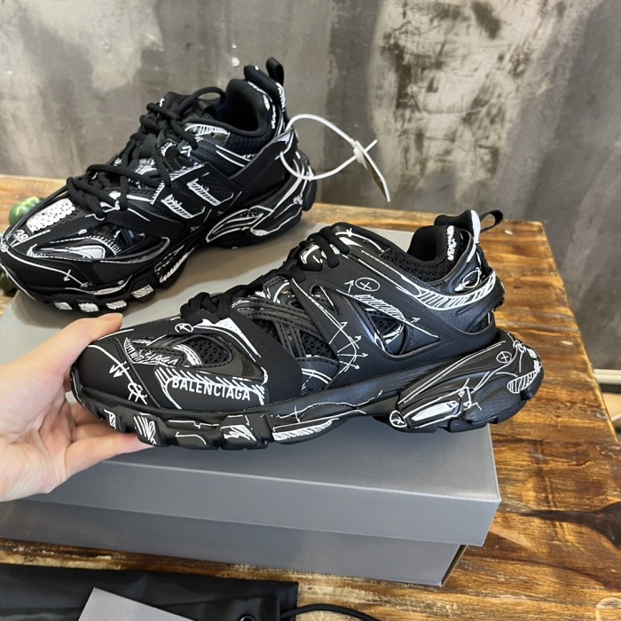 1:1 quality version 28310615 B Track Black Black-And-White Painting