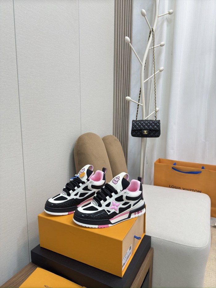 1:1 quality version 27922079 Colorful Floral Logo Sneakers 3 colors