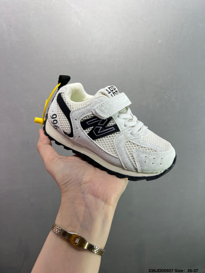 Korean Style 996 Hook And Loop Sports Shoes for Kids 8 colors 28999124
