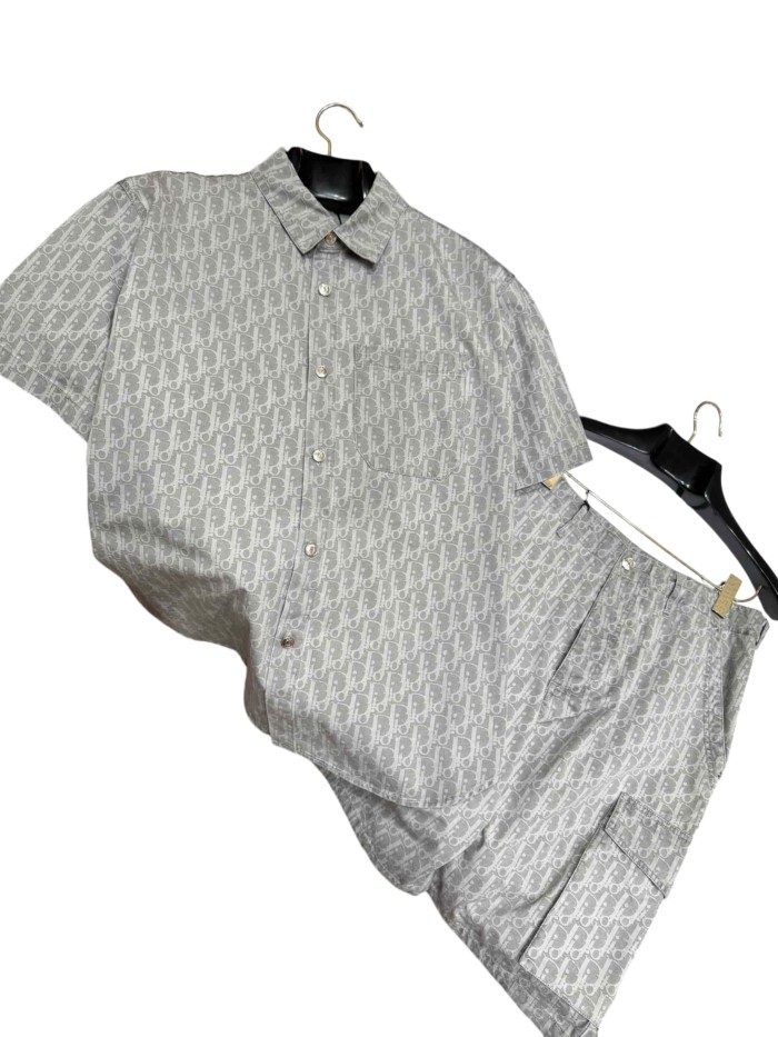 1:1 quality version All-Over Print Jacquard Lapel shirt & shorts set 28961282