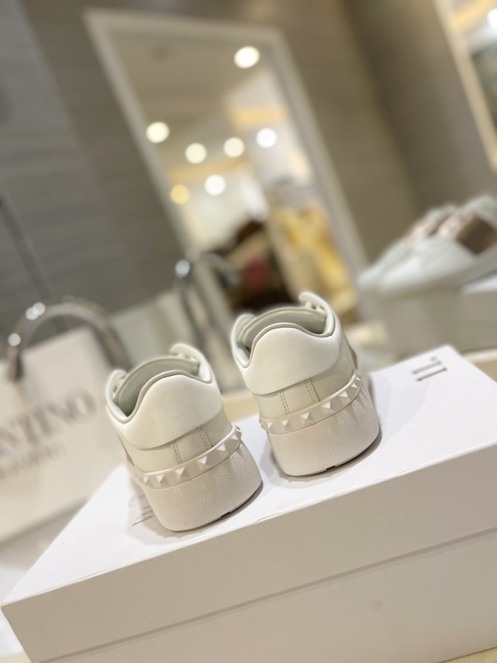 1:1 quality version Contrast-Color Calfskin Low-Top Shoes 5 colors 28656445