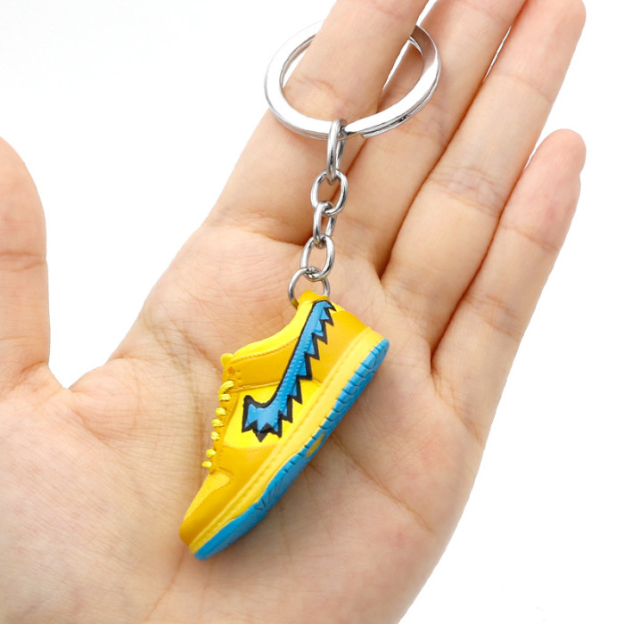 28360388 3D Sneaker Shoe Keychain 54 colors