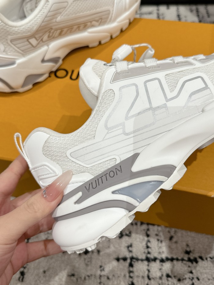 1:1 quality version 28113904 Runner tatic series chunky sneakers