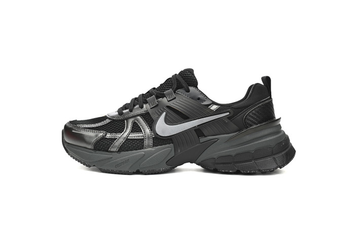 N  V2K Run Black Dark Smoke Grey FD0736-001