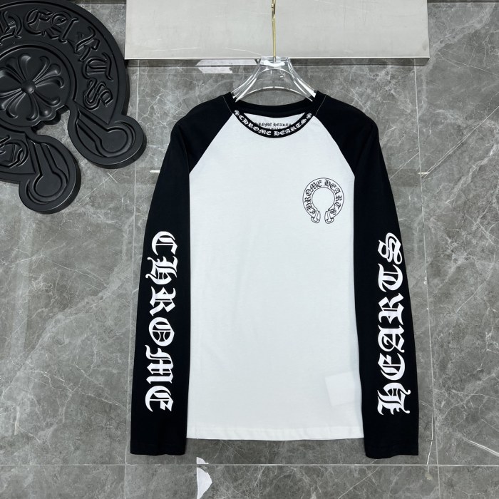 Black and white letters big horseshoe color combination long-sleeved T-shirt