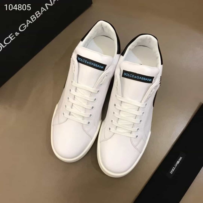 DOLCE    G@BB@N@ CALFSKIN PORTOFINO SNEAKERS WITH PATCHES OF THE DESIGNERS   DG2