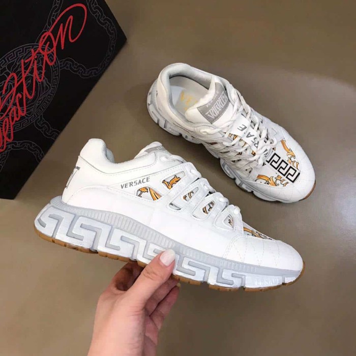 VERS@CE TRIGRECA SNEAKER   VS38