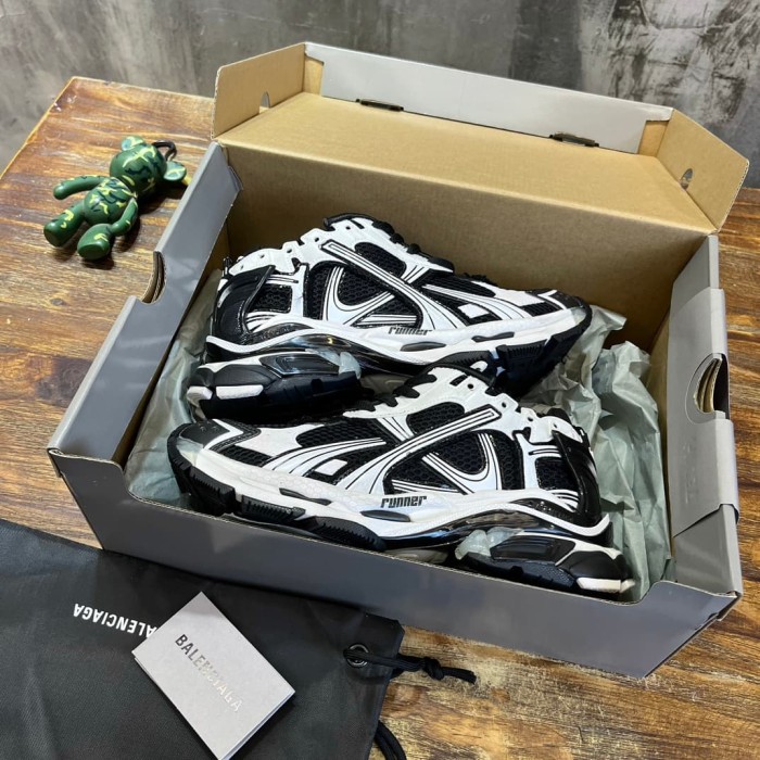[plus-size shoes] 1:1 quality version Runner 7.5 Generation Sports Shoes 21 colors 28996207