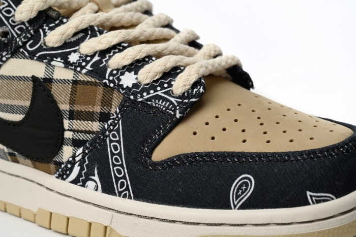 N  Dunk SB Low Travis Scott CT5053-001