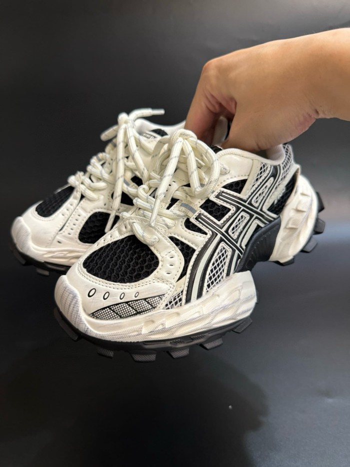 Thick Sole Outdoor Dad Shoes for Kids 4 colors 29006179