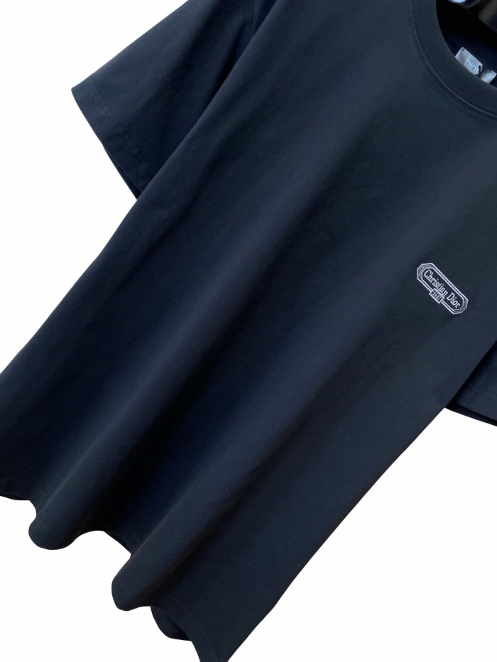1:1 quality version Logo Embroidered Crew Neck T-shirt 3 colors 28960932
