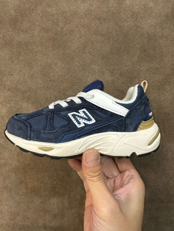 878 Elastic Lace Retro Dad Sneakers for Kids 6 colors 29011048