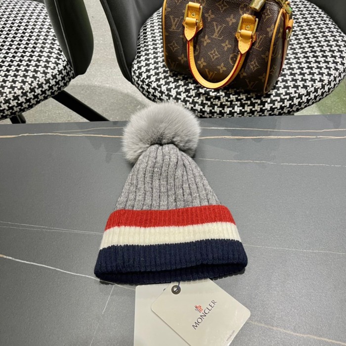 1:1 quality version Colorblocked Fox Fur Ball Cold beanie 4 colors