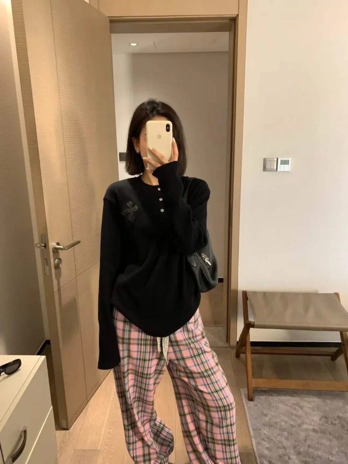1:1 quality version Cotton Waffle Knit Cross Patch Crew Neck Long Sleeve Sweatshirt 2 colors 28938005
