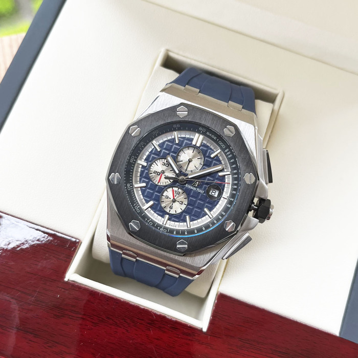 Two-Tone Dial Genuine Leather Strap Watch 6 colors【Dial diameter：44mm 】28771427