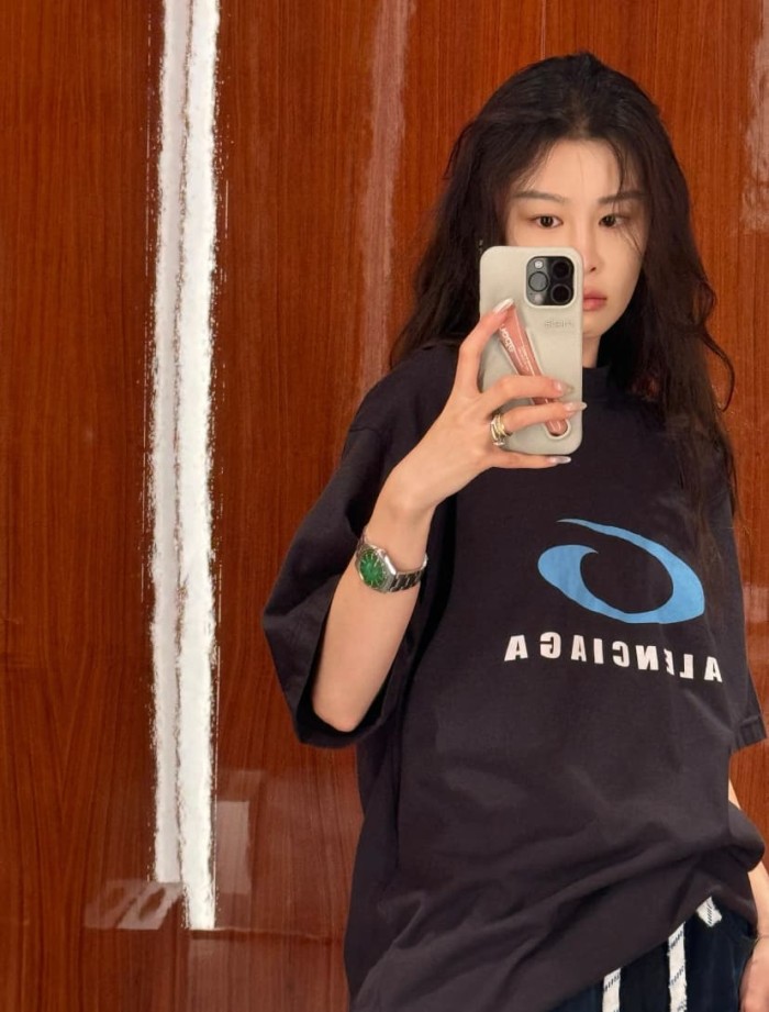1:1 quality version Runway Logo Printed Tee 2 colors 28903006