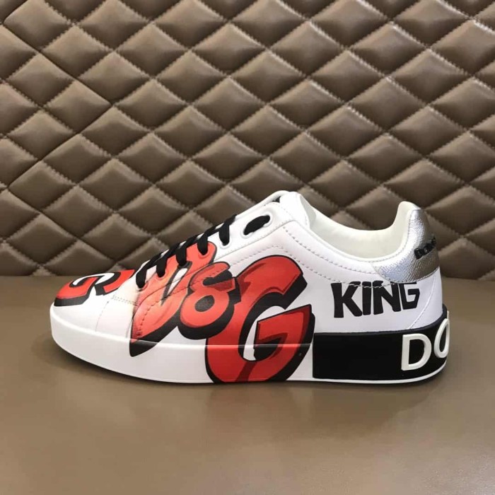 DOLCE    G@BB@N@ CALFSKIN PORTOFINO SNEAKERS WITH PATCHES OF THE DESIGNERS   DG02
