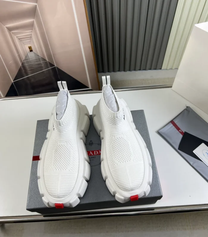 PR@DA@ SNEAKERS   PRD076