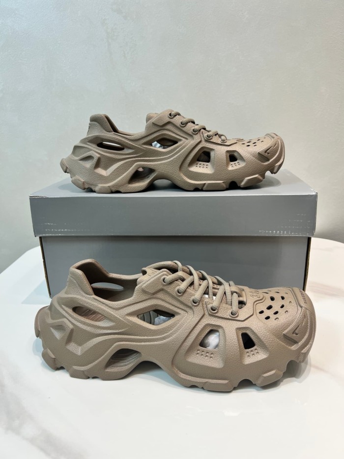 1:1 quality version HD Cutout Sports Style Clogs 6 colors 29027288