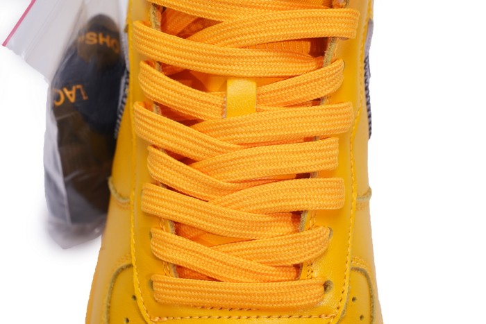 N  Air Force 1 Low OW University Gold Metallic Silver DD1876-700