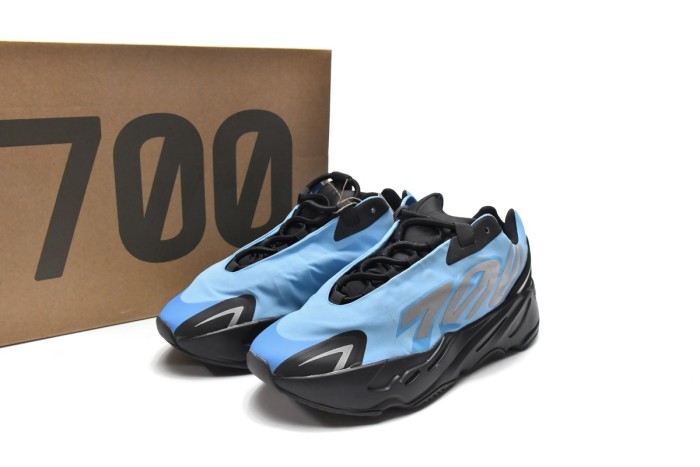 A  Y**zy Boost 700 MNVN Bright Cyan GZ3079