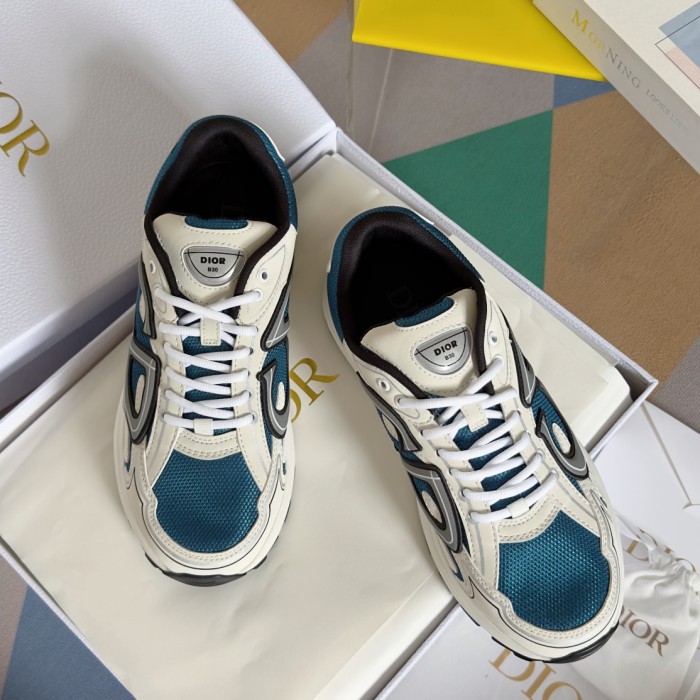 1:1 quality version Leather and mesh fabric patchwork reflective sneakers 35 colors 27736899
