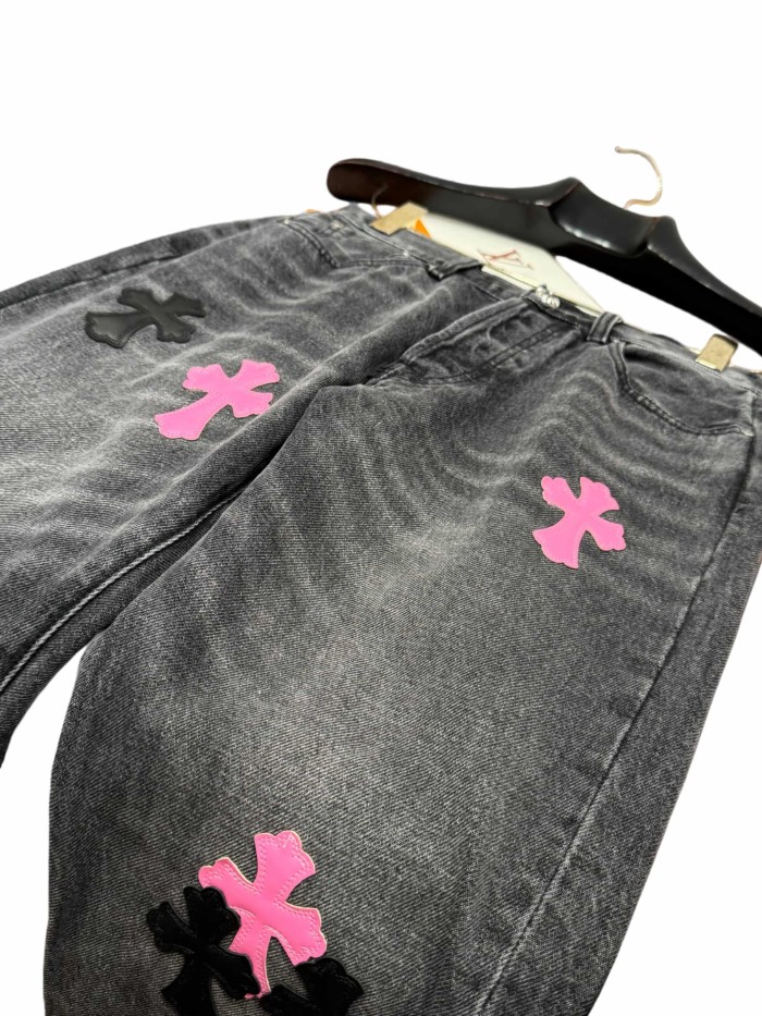 1:1 quality version  black & pink cross appliqué washed straight-leg jeans 28959382