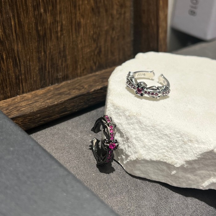 Ruby Crucifix Open End Ring 2 colors