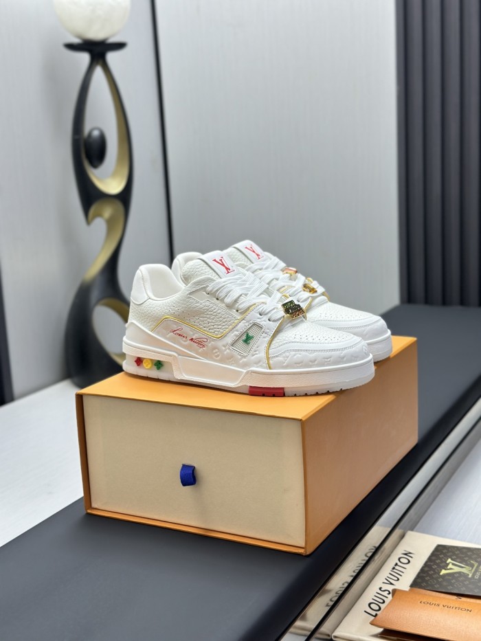 1:1 quality version 28367499 Cowhide Patchwork White Shoes 3 colors
