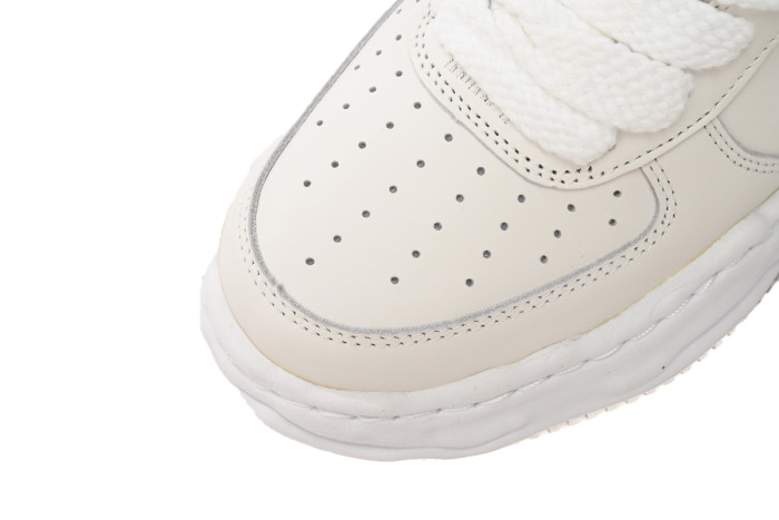 Maison Mih@r@ Wayne OG Sole Low White A07FW702 NO.744