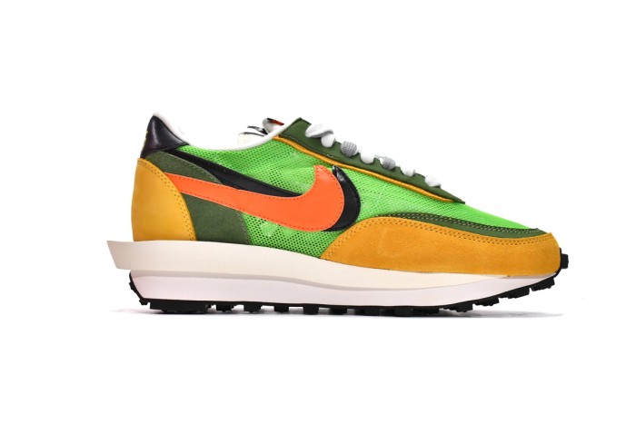 N LD Waffle Sacai Green Multi BV0073-300