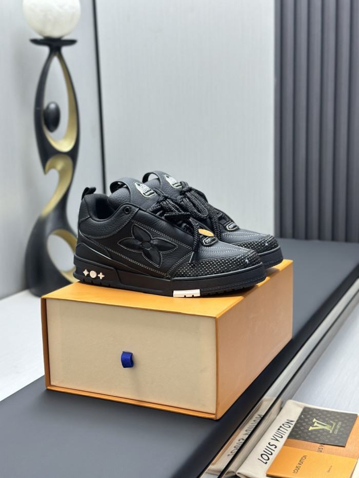 1:1 quality version Black Crystal Fully Embellished Sneaker 28900876