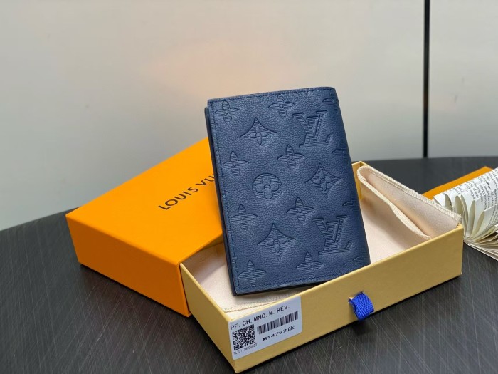 1:1 quality version Letter Embossed Card Holder 28636080