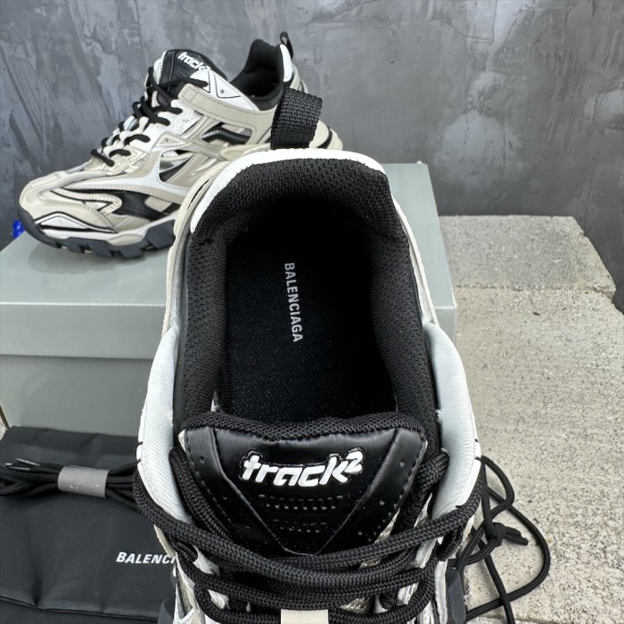 1:1 quality version 28321505 Track.2 sneakers 10 colors