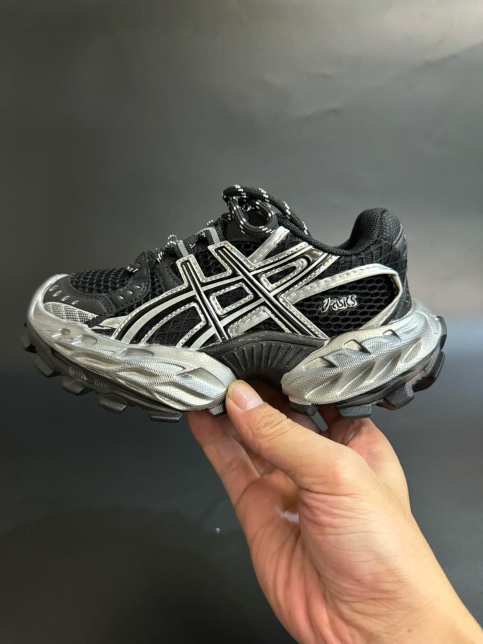 Thick Sole Outdoor Dad Shoes for Kids 4 colors 29006179