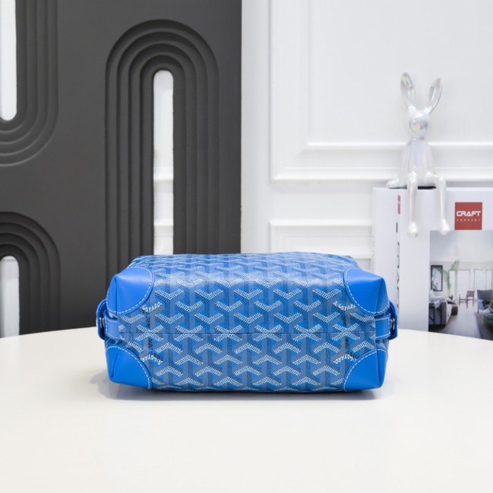 1:1 qualituy verson Spacious Monogram Toiletry Bag Cosmetic Pouch For Travel & Daily Use 7 colors 29092500