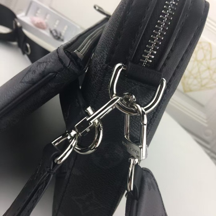 Black Floral Square Crossbody Bag 28683544